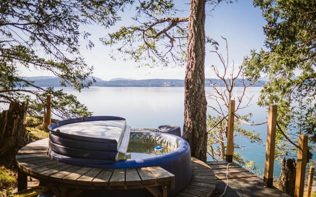Serenity By The Sea Retreats Montague Harbour Eksteriør bilde